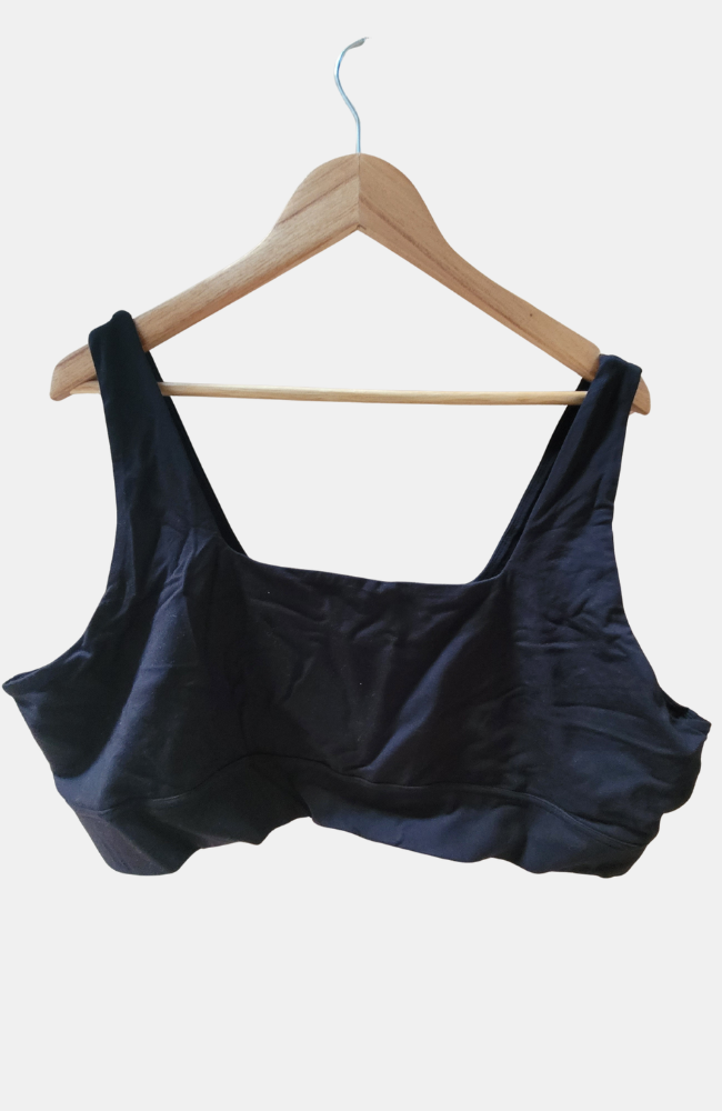 Samples: Black Crop Bra (XS & 4XL)