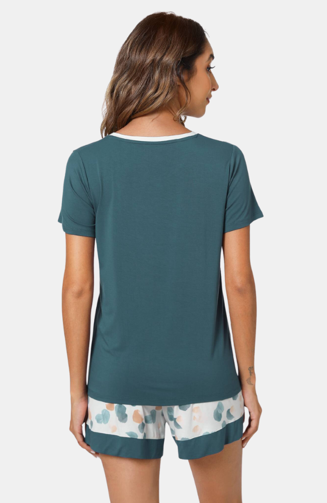 Bamboo T-Shirt & Shorts Pyjamas: Green top & print shorts. XS-4XL (back)