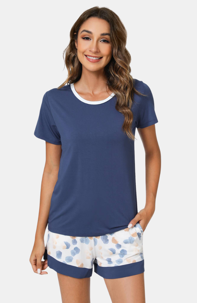 Bamboo T-Shirt & Shorts Pyjamas: Blue top & print shorts. XS-4XL.
