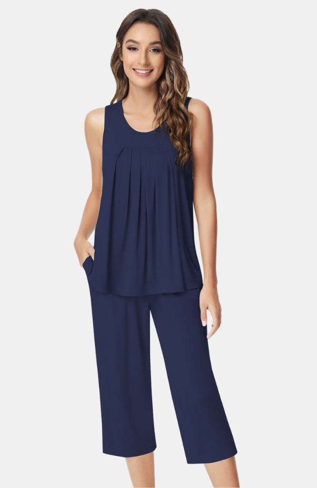 Ladies soft and comfy sleeveless bamboo capri pyjamas. Navy XS-4XL.